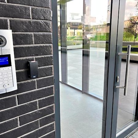 Soho Aparthotel Oradea Exteriör bild