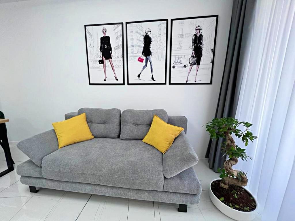 Soho Aparthotel Oradea Exteriör bild